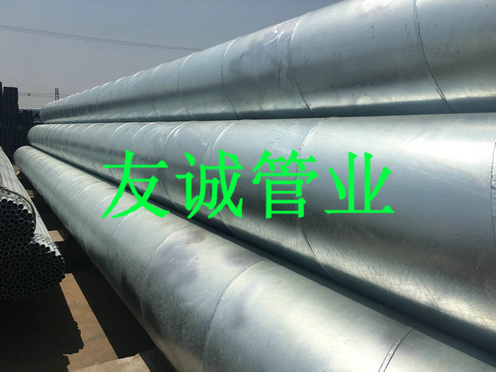 ����\䓹�
